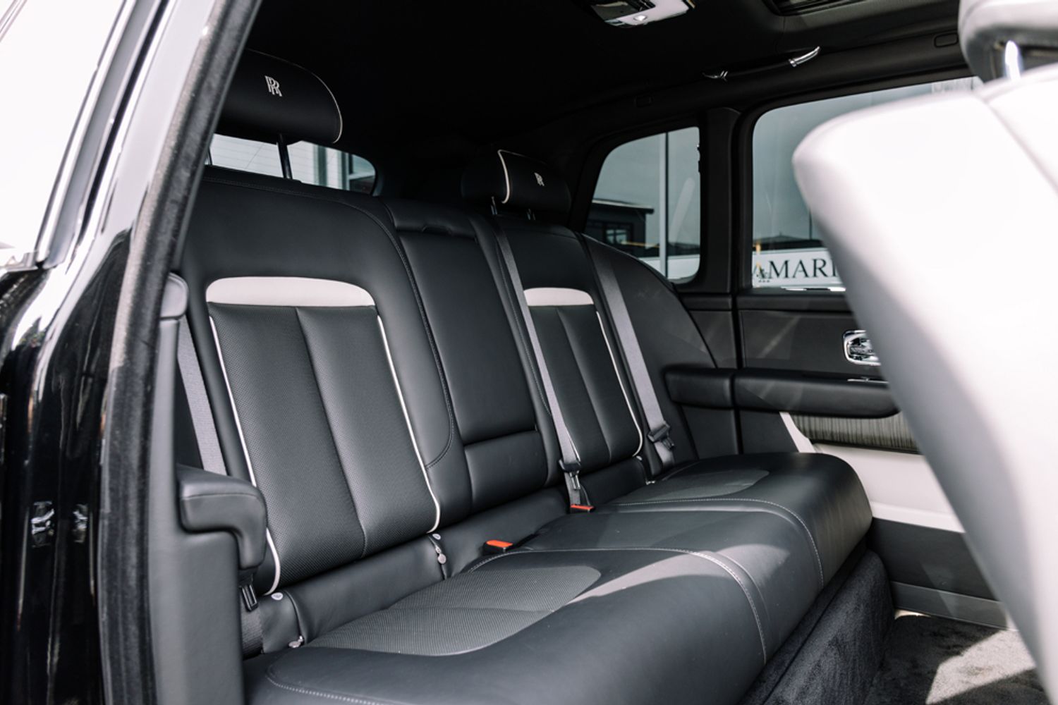 ROLLS-ROYCE CULLINAN ESTATE 6.7 V12 5DR AUTOMATIC