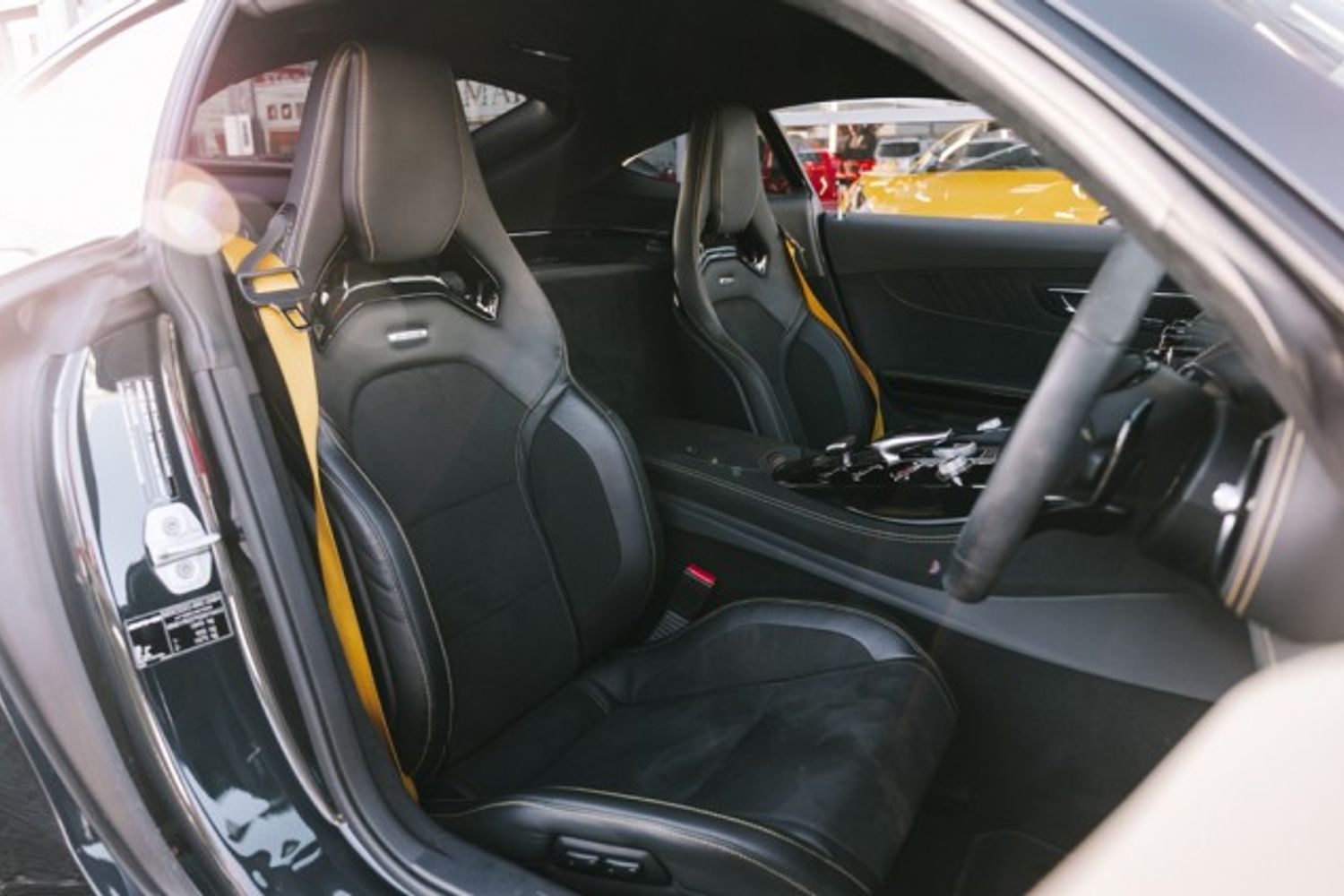MERCEDES-BENZ AMG GT COUPE 4.0 AMG GT R PREMIUM 2DR AUTOMATIC