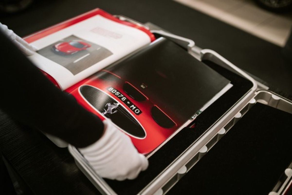 FERRARI Taschen's Ferrari Book Limited Edition