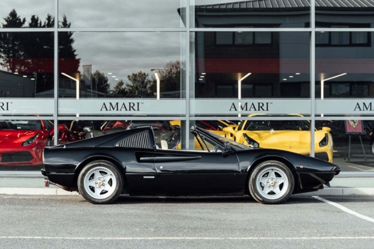 FERRARI 308 GTSi 2.9