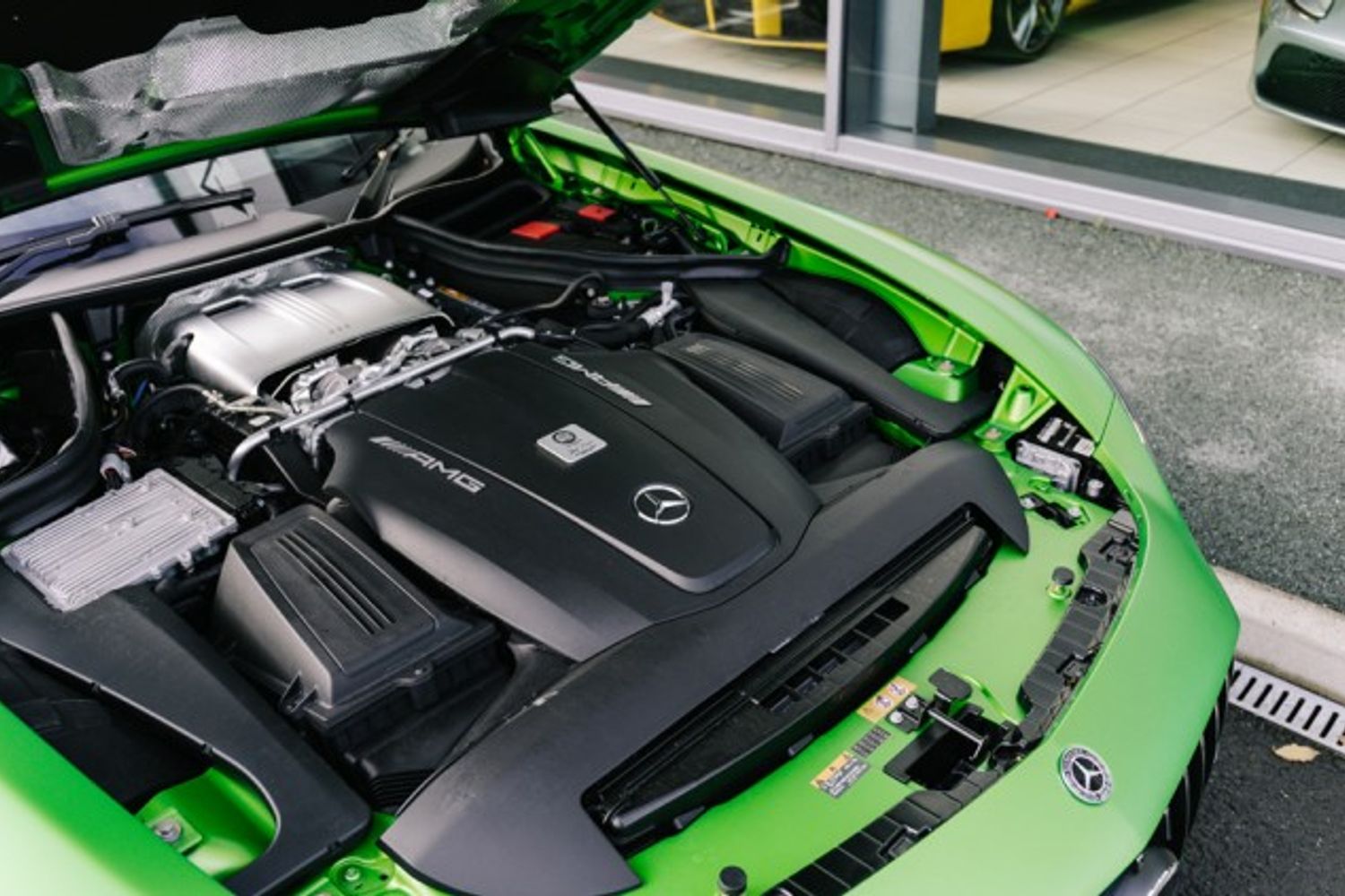 MERCEDES-BENZ AMG GT COUPE 4.0 AMG GT R PREMIUM 2DR AUTOMATIC
