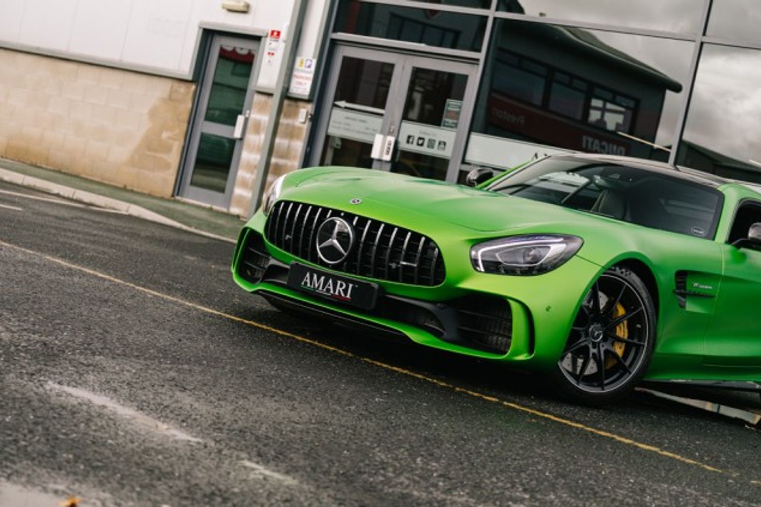 MERCEDES-BENZ AMG GT COUPE 4.0 AMG GT R PREMIUM 2DR AUTOMATIC