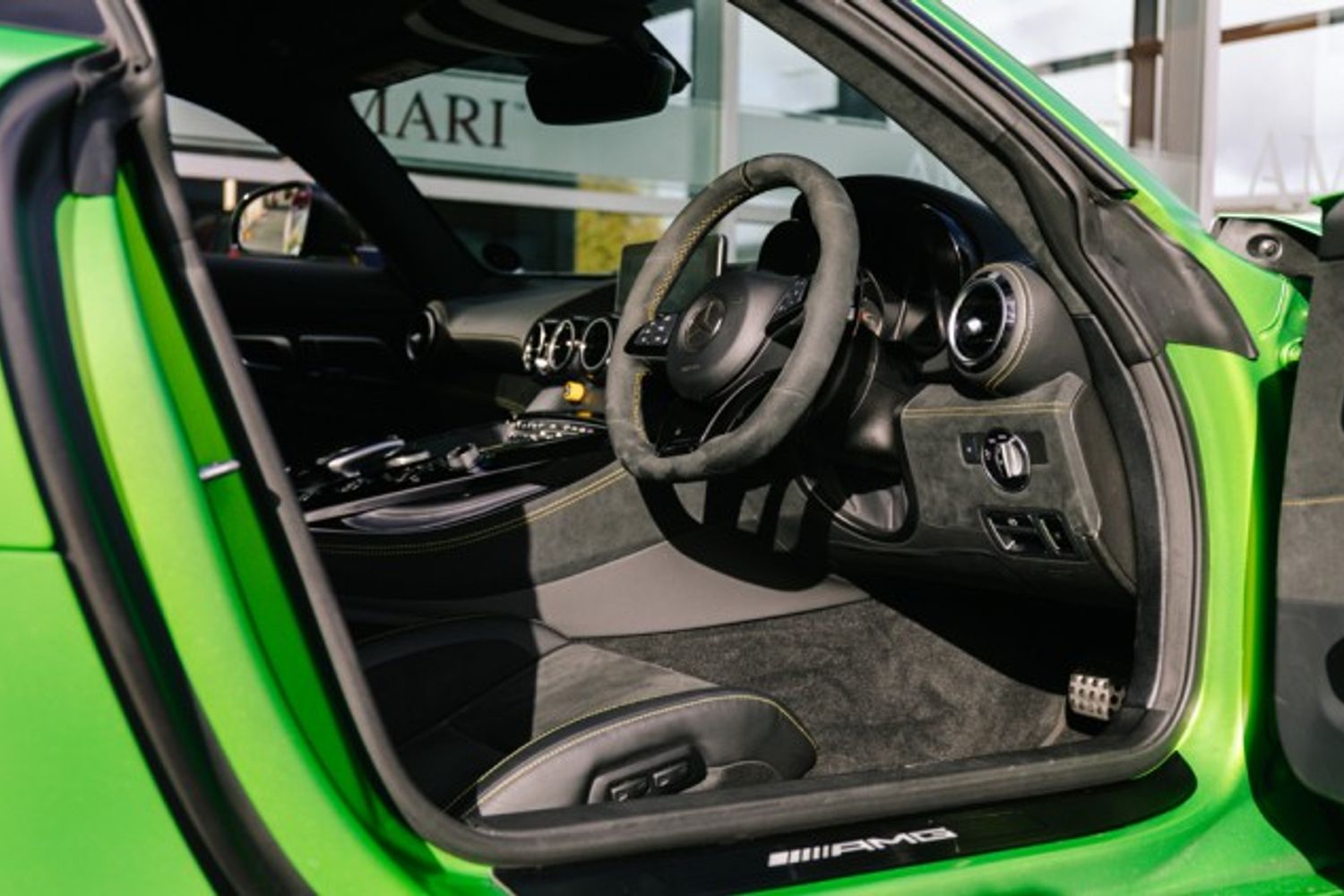 MERCEDES-BENZ AMG GT COUPE 4.0 AMG GT R PREMIUM 2DR AUTOMATIC