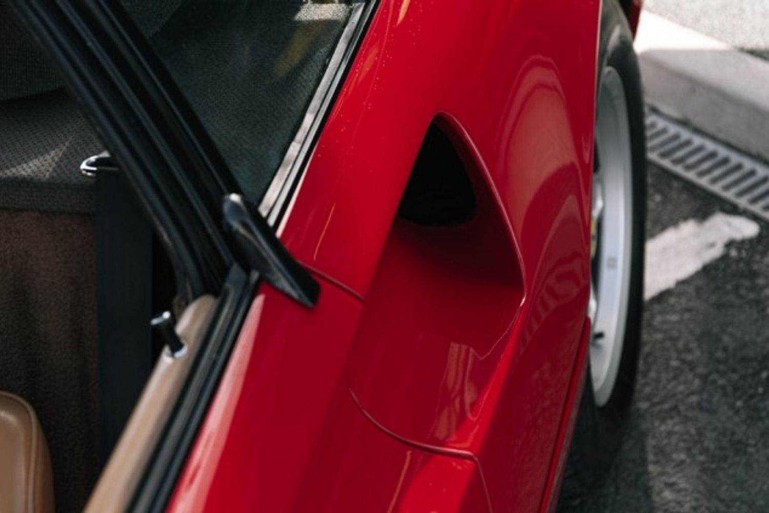 FERRARI 308 GTB COUPE 2.9 GTBi 2DR