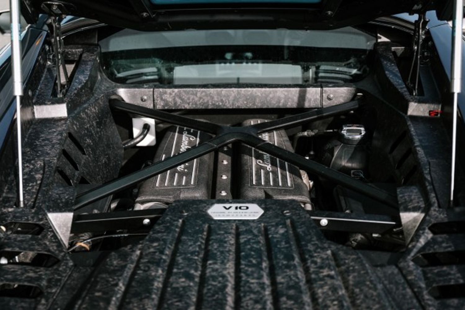 LAMBORGHINI HURACAN COUPE 5.2 LP 610-4 2DR SEMI AUTOMATIC