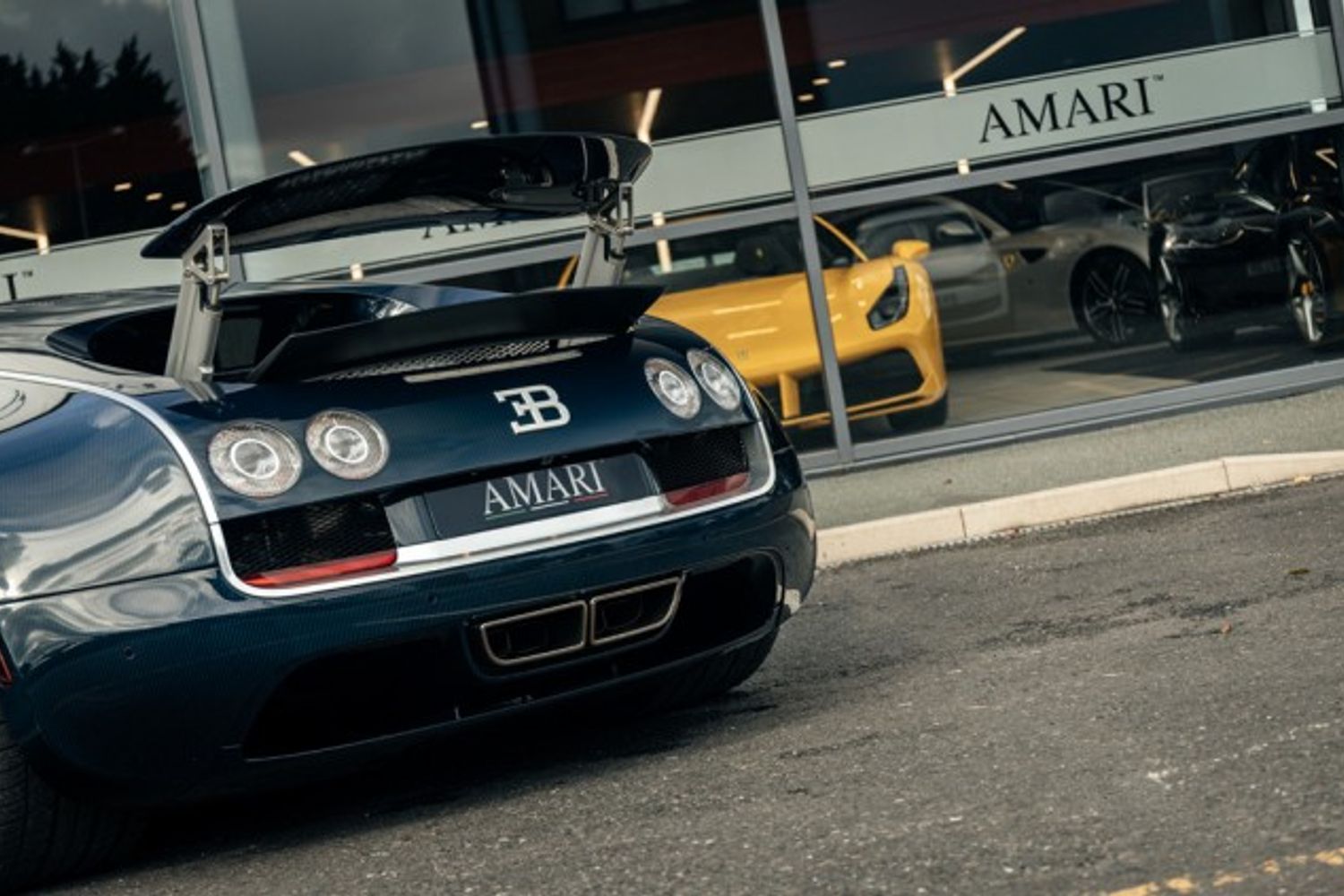 BUGATTI VEYRON COUPE COUPE 8.0 COUPE 2DR AUTOMATIC