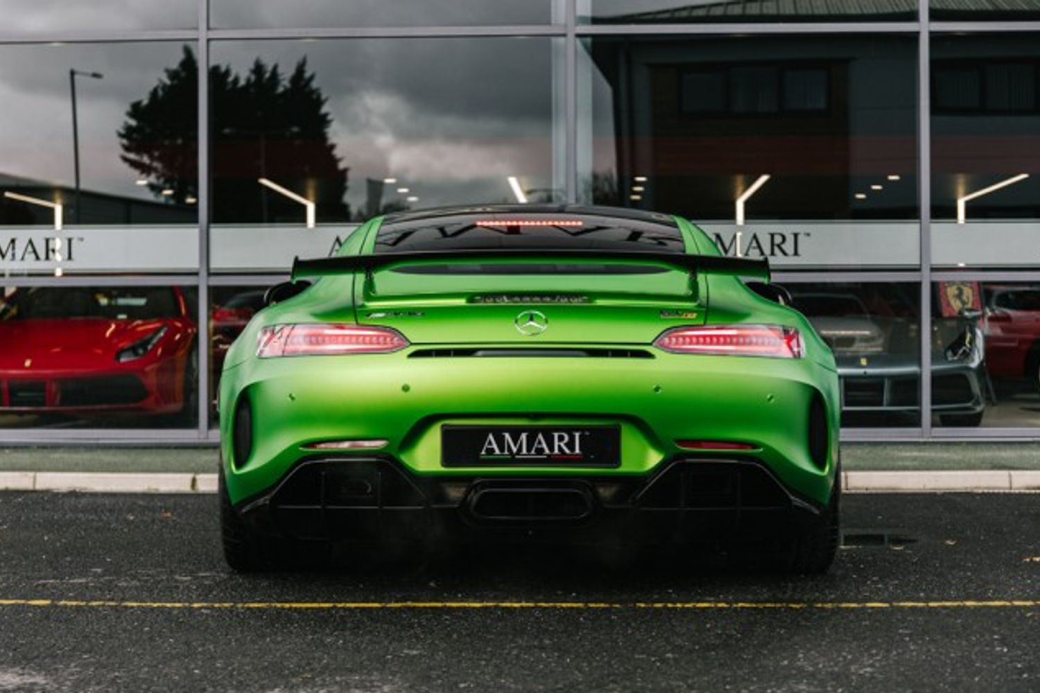 MERCEDES-BENZ AMG GT COUPE 4.0 AMG GT R PREMIUM 2DR AUTOMATIC