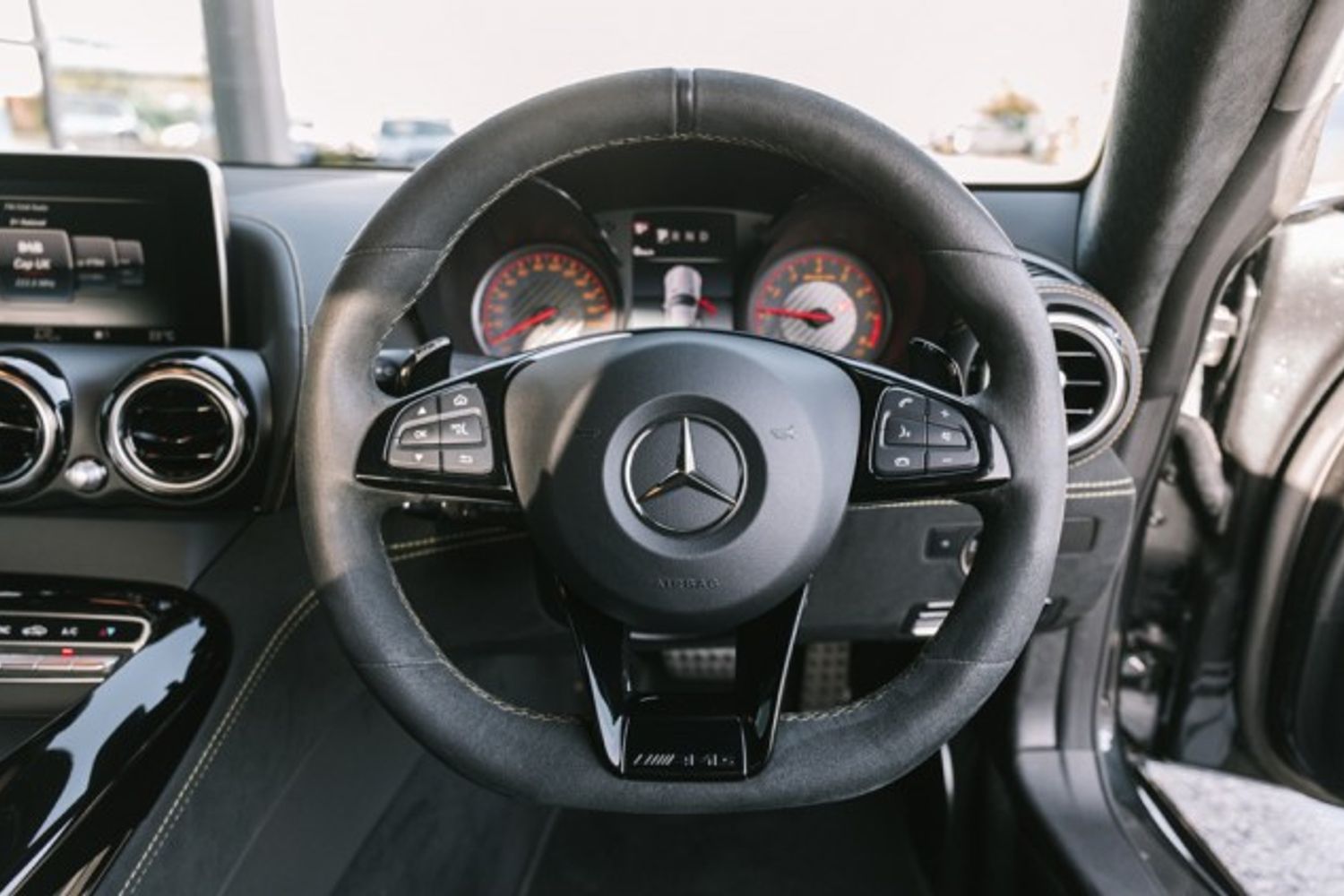 MERCEDES-BENZ AMG GT COUPE 4.0 AMG GT R PREMIUM 2DR AUTOMATIC
