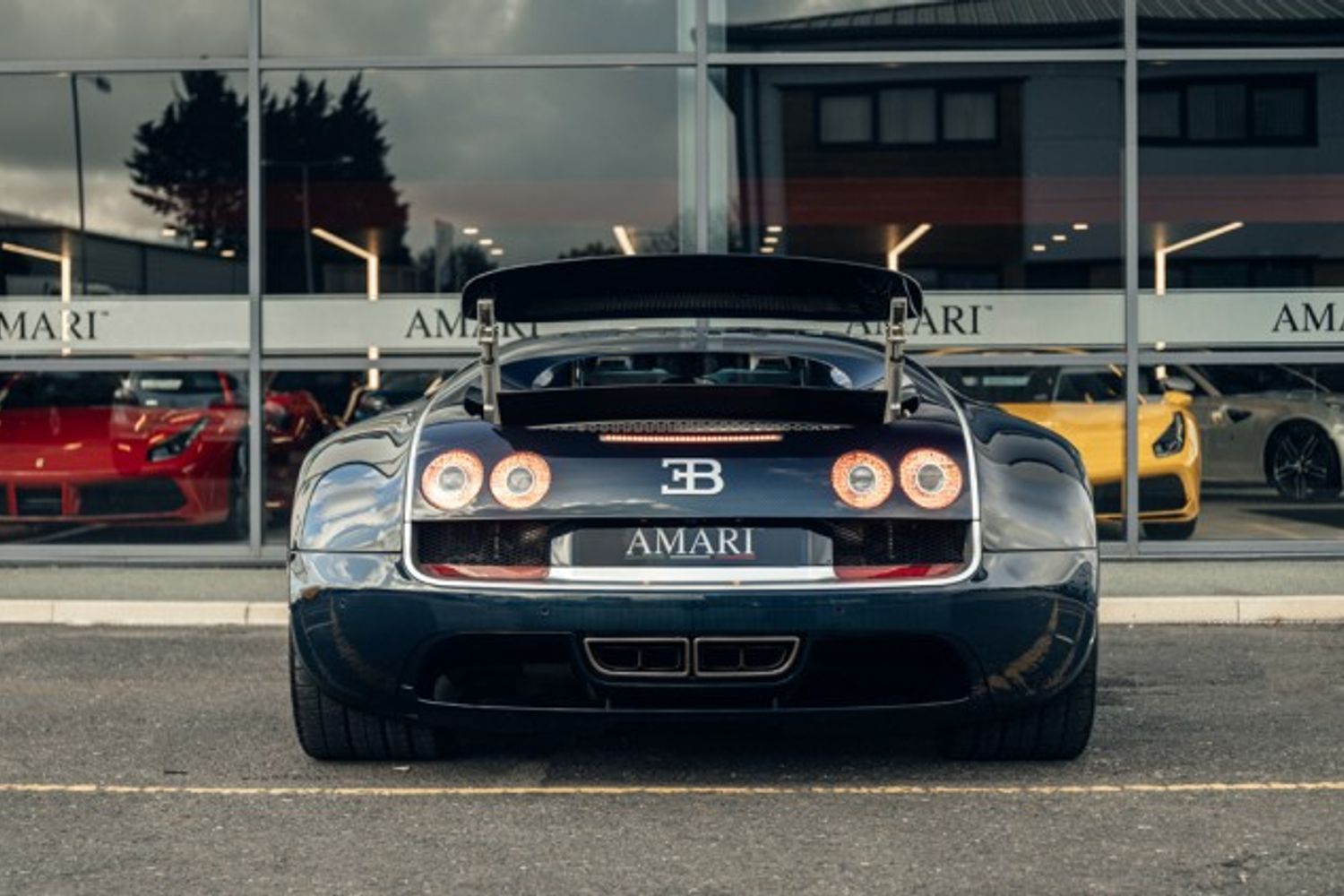 BUGATTI VEYRON COUPE COUPE 8.0 COUPE 2DR AUTOMATIC