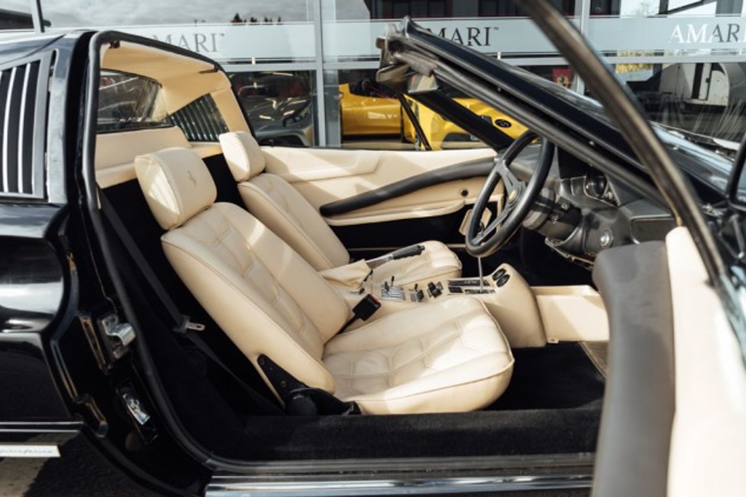 FERRARI 308 GTSi 2.9