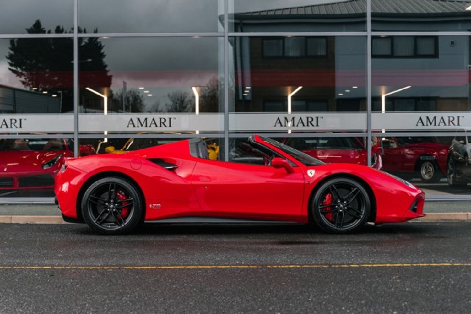 FERRARI 488 CONVERTIBLE 3.9 SPIDER 2DR SEMI AUTOMATIC