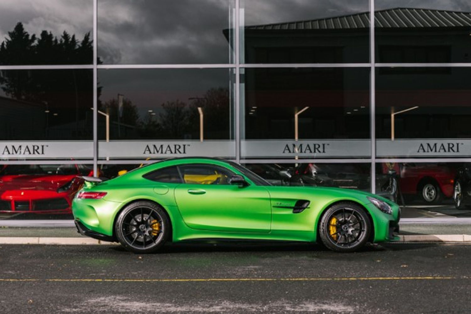 MERCEDES-BENZ AMG GT COUPE 4.0 AMG GT R PREMIUM 2DR AUTOMATIC