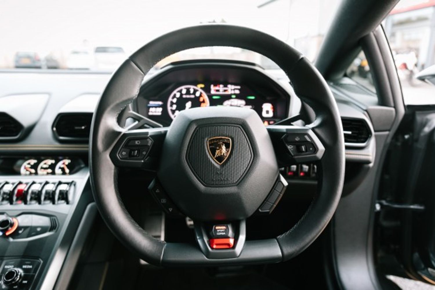 LAMBORGHINI HURACAN COUPE 5.2 LP 610-4 2DR SEMI AUTOMATIC