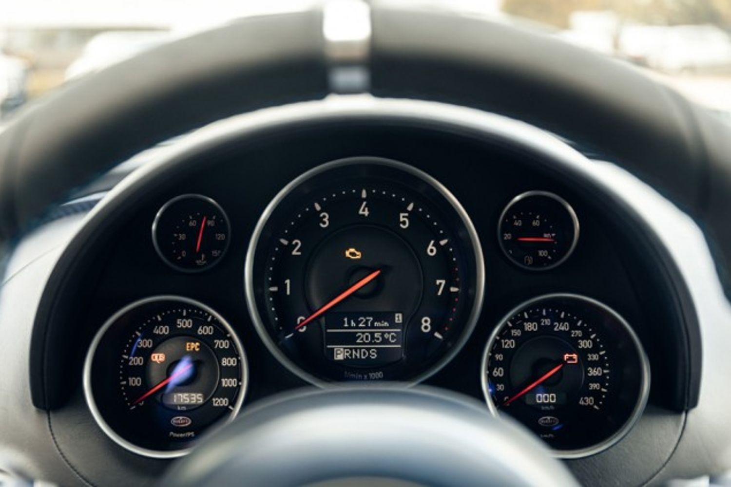 BUGATTI VEYRON COUPE COUPE 8.0 COUPE 2DR AUTOMATIC