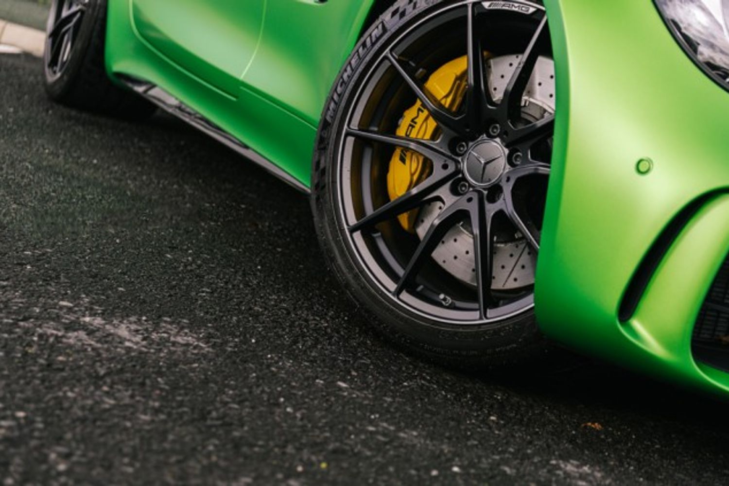 MERCEDES-BENZ AMG GT COUPE 4.0 AMG GT R PREMIUM 2DR AUTOMATIC