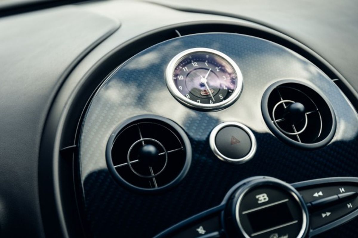 BUGATTI VEYRON COUPE COUPE 8.0 COUPE 2DR AUTOMATIC