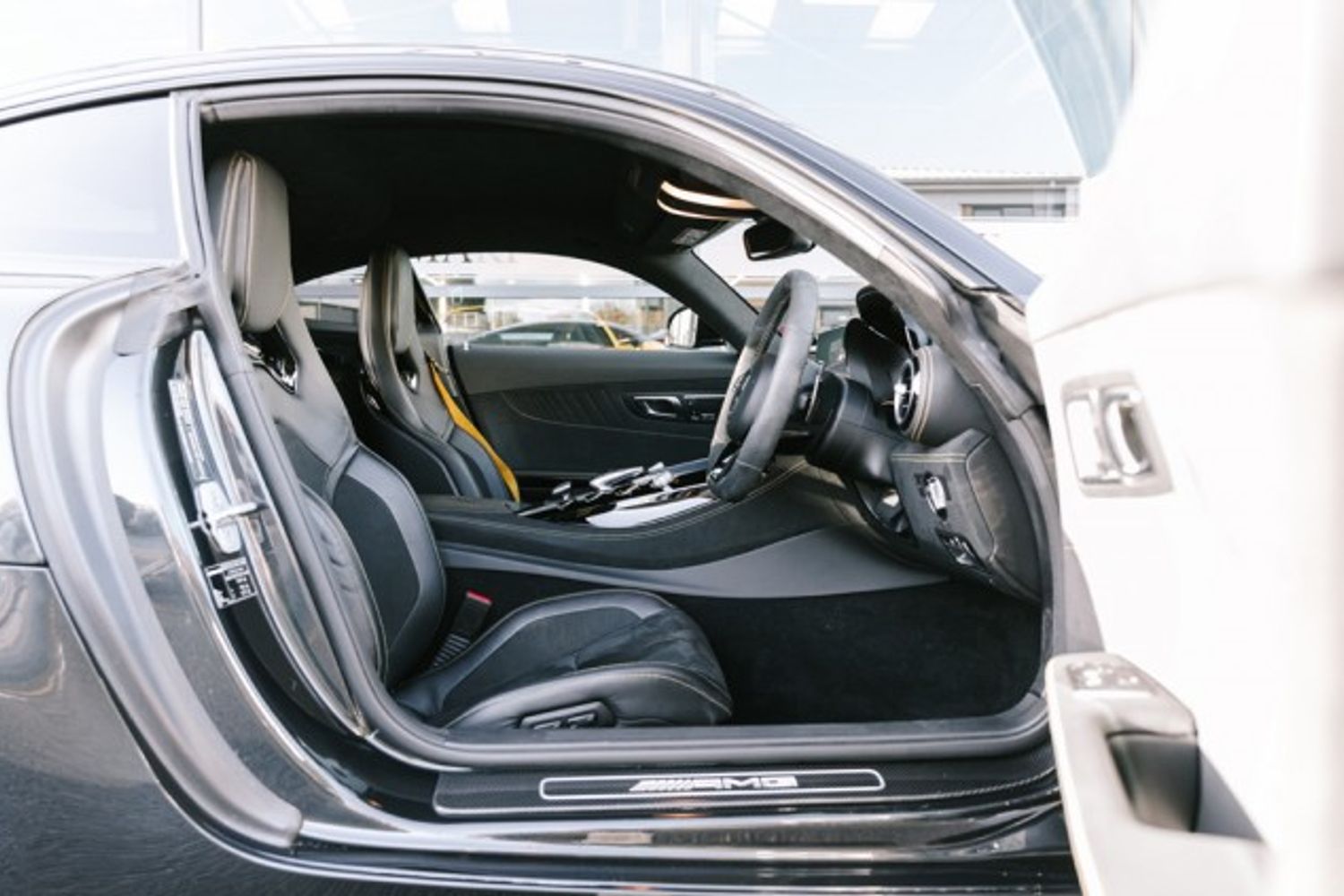 MERCEDES-BENZ AMG GT COUPE 4.0 AMG GT R PREMIUM 2DR AUTOMATIC