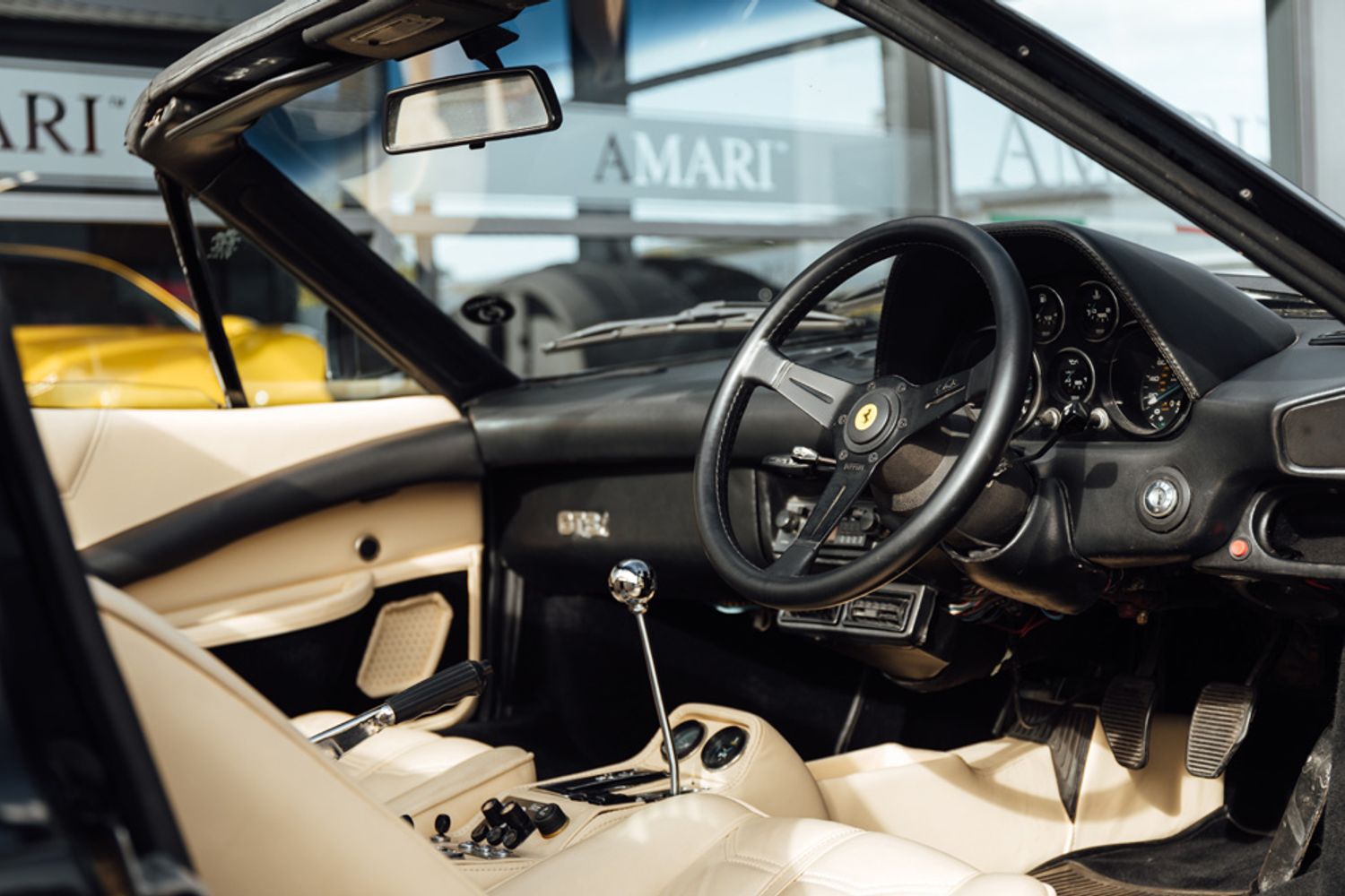 FERRARI 308 GTSi 2.9