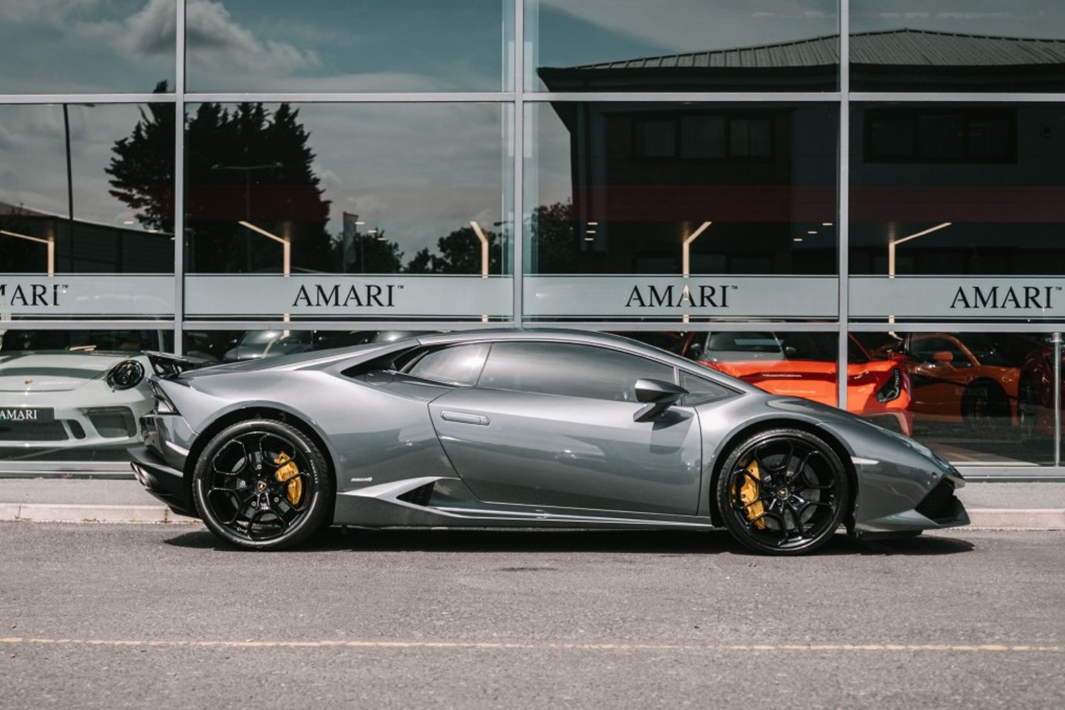 LAMBORGHINI HURACAN COUPE 5.2 LP 610-4 2DR SEMI AUTOMATIC