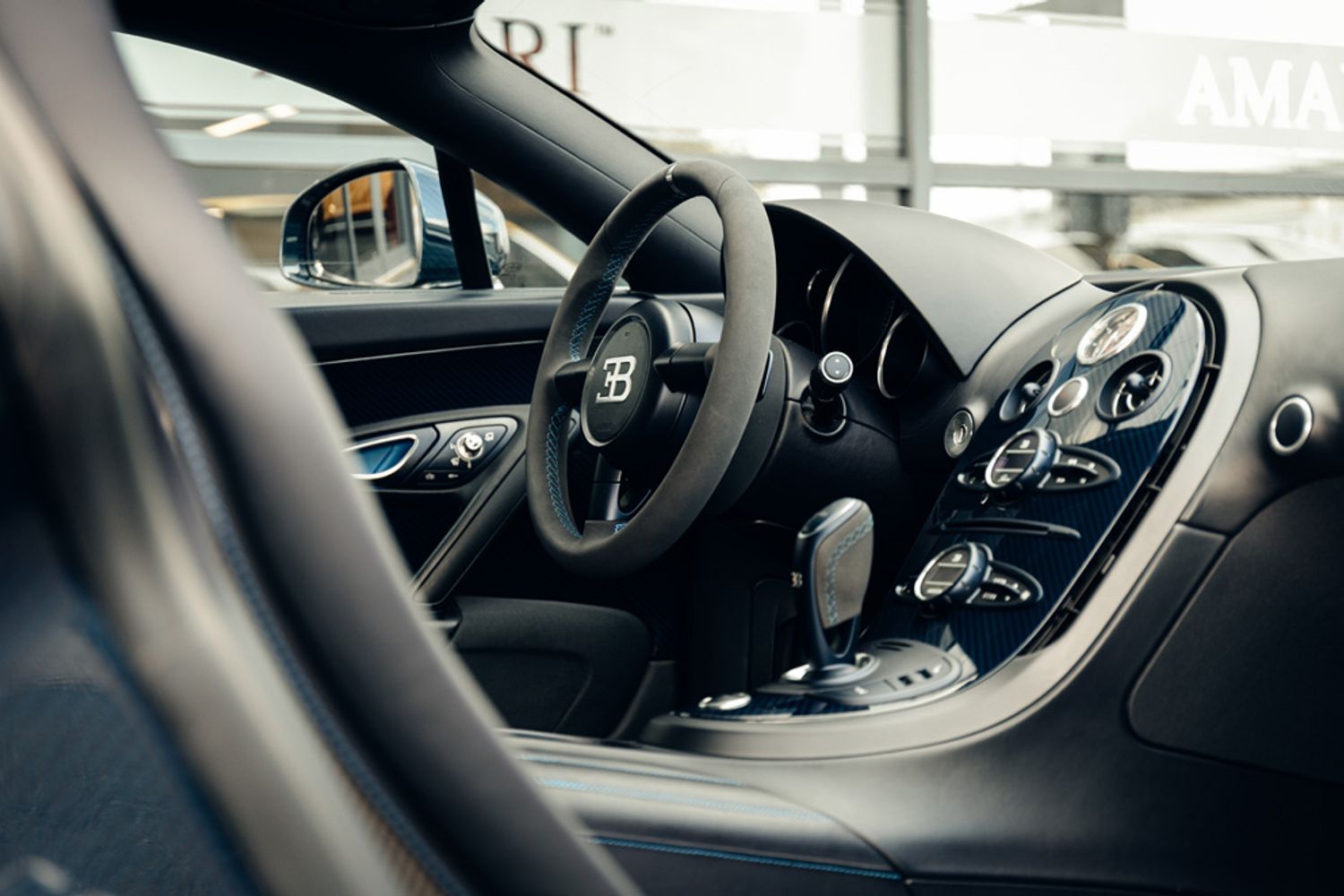 BUGATTI VEYRON COUPE COUPE 8.0 COUPE 2DR AUTOMATIC