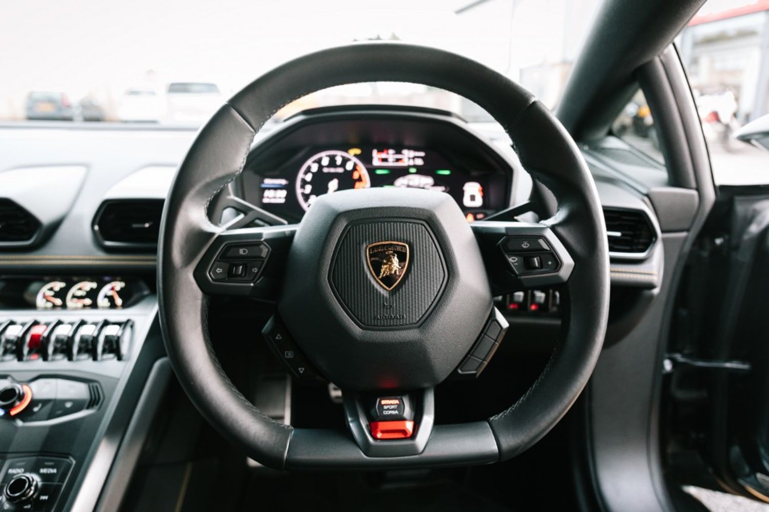 LAMBORGHINI HURACAN COUPE 5.2 LP 610-4 2DR SEMI AUTOMATIC