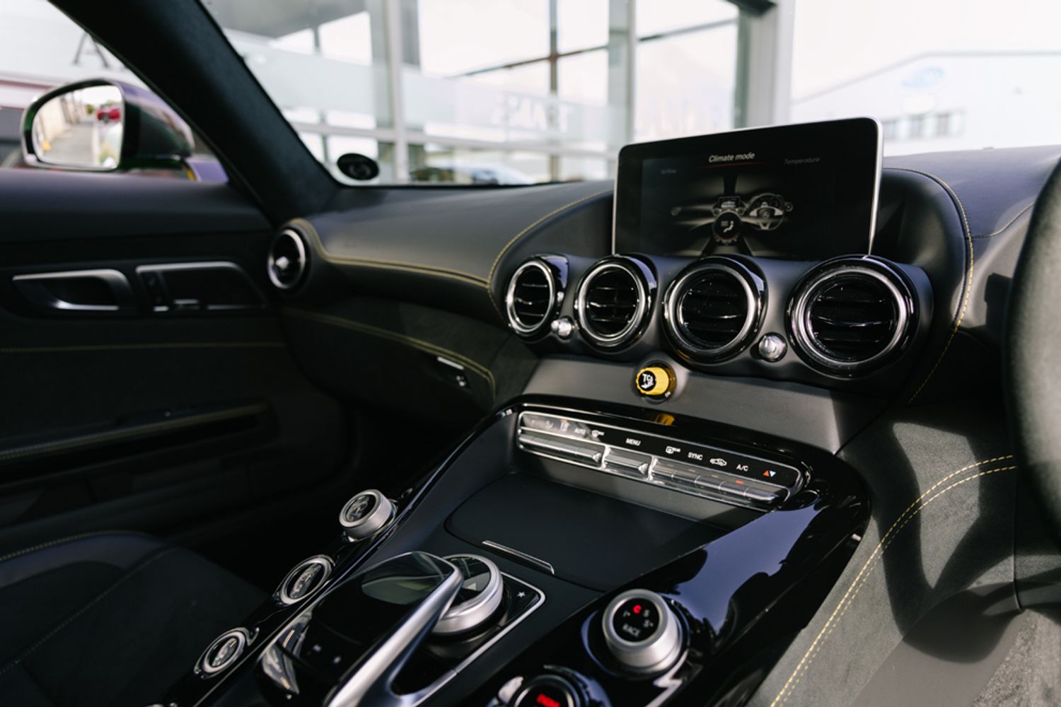 MERCEDES-BENZ AMG GT COUPE 4.0 AMG GT R PREMIUM 2DR AUTOMATIC
