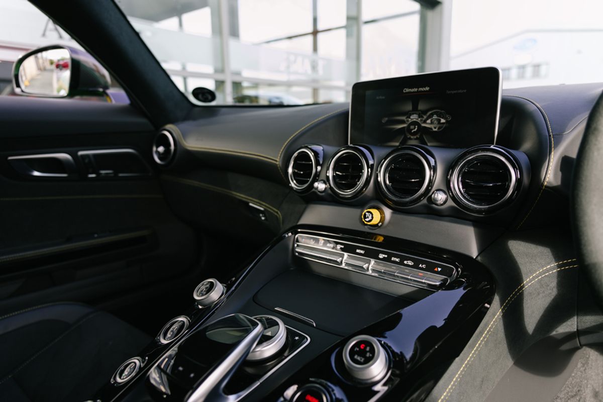 MERCEDES-BENZ AMG GT COUPE 4.0 AMG GT R PREMIUM 2DR AUTOMATIC