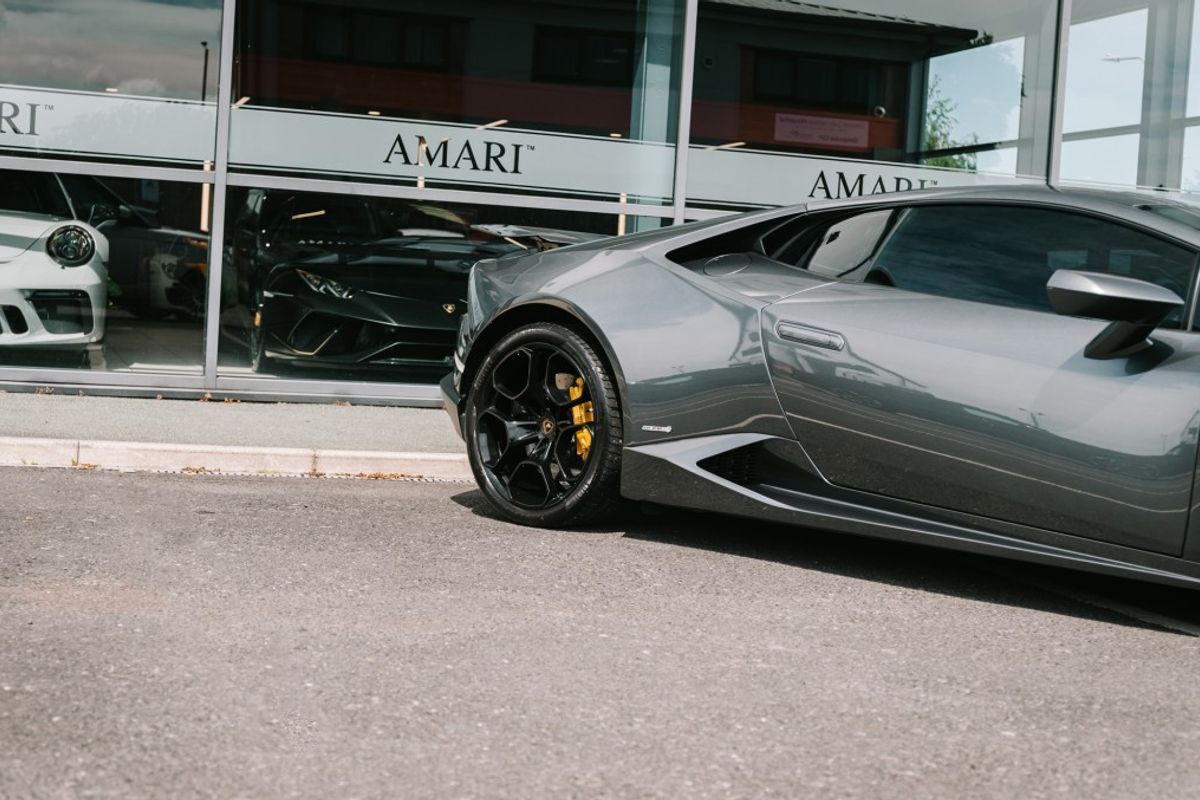 LAMBORGHINI HURACAN COUPE 5.2 LP 610-4 2DR SEMI AUTOMATIC