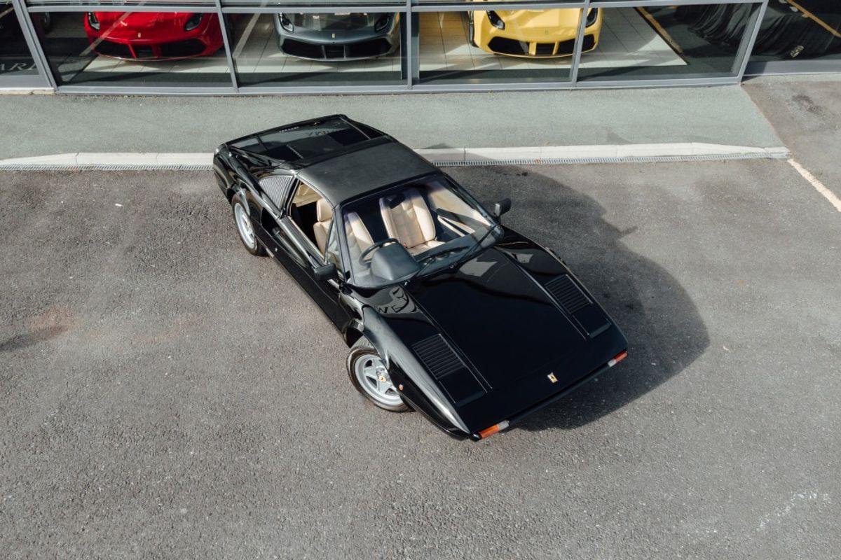 FERRARI 308 GTSi 2.9