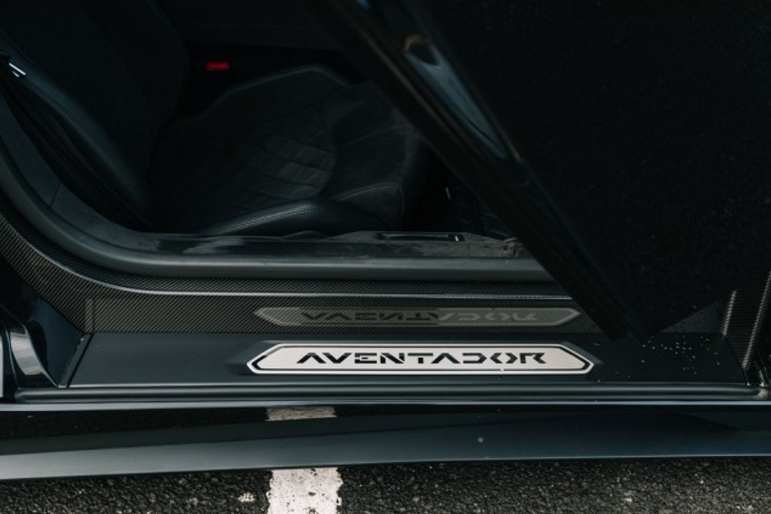 LAMBORGHINI AVENTADOR COUPE 6.5 LP 740-4 S 2DR SEMI AUTOMATIC