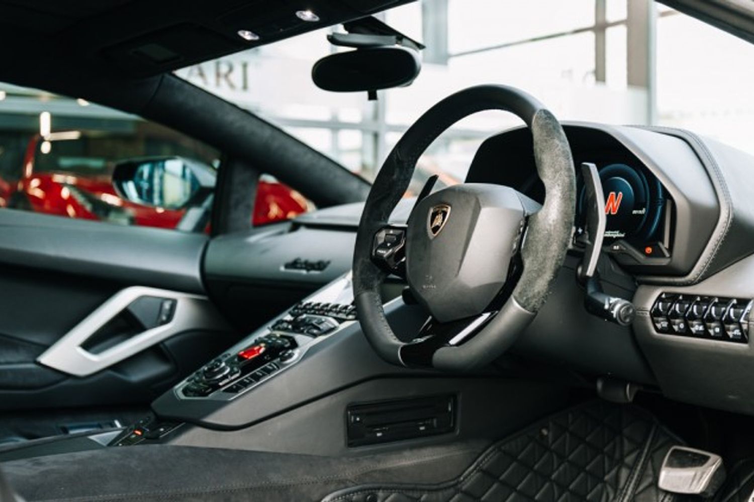 LAMBORGHINI AVENTADOR COUPE 6.5 LP 740-4 S 2DR SEMI AUTOMATIC