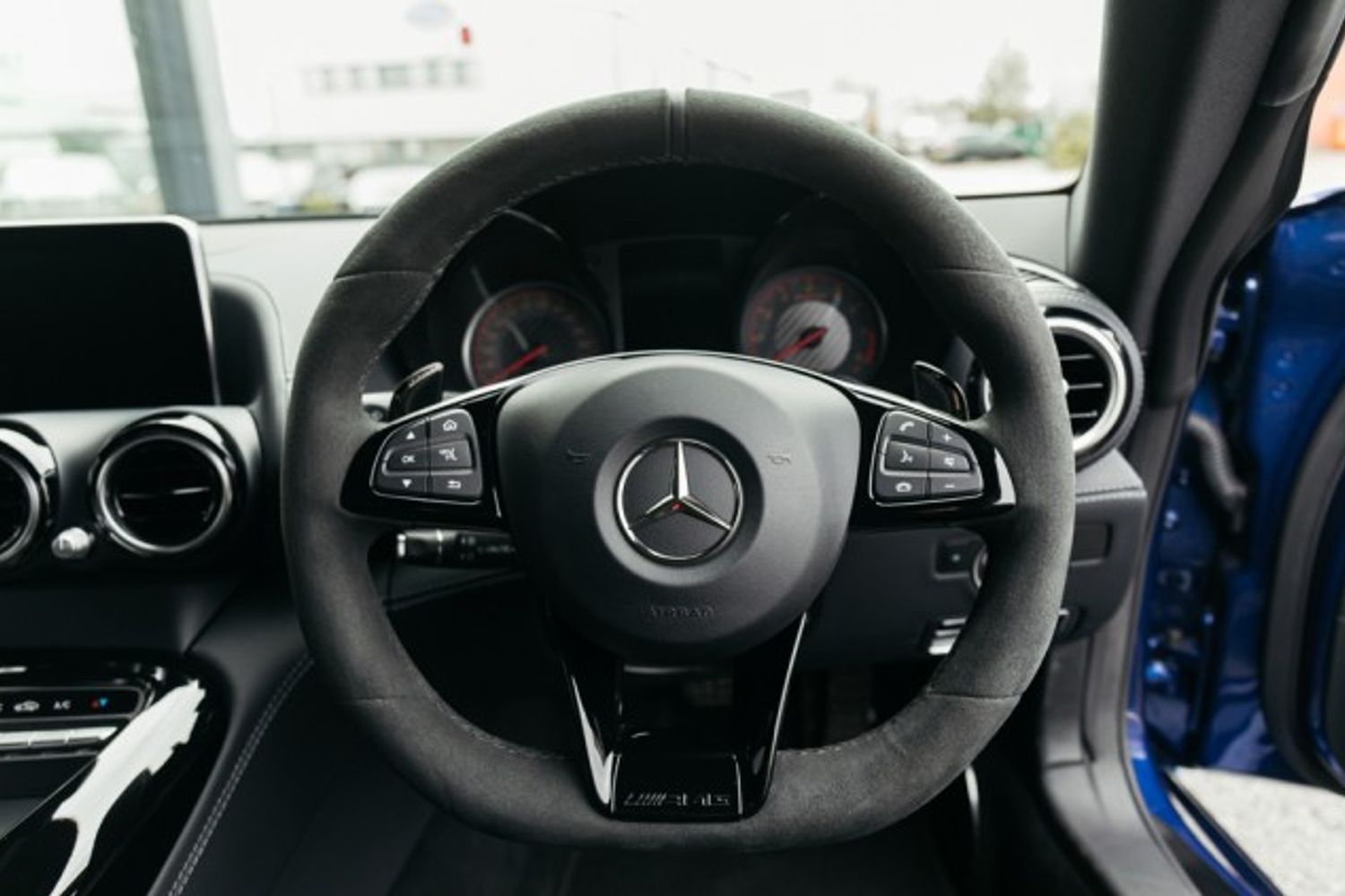 MERCEDES-BENZ AMG GT COUPE 4.0 AMG GT R PREMIUM 2DR AUTOMATIC
