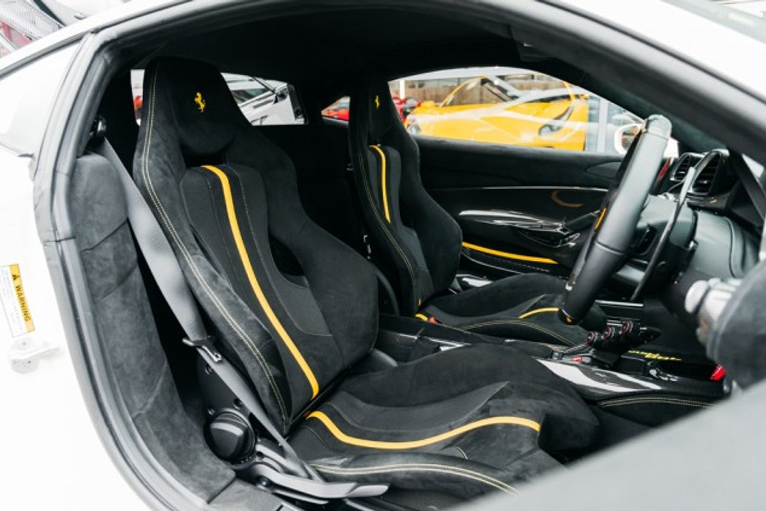 FERRARI 488 PISTA VS COUPE 3.9 VS 2DR SEMI AUTOMATIC