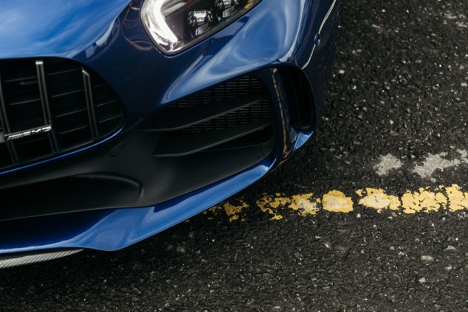 MERCEDES-BENZ AMG GT COUPE 4.0 AMG GT R PREMIUM 2DR AUTOMATIC