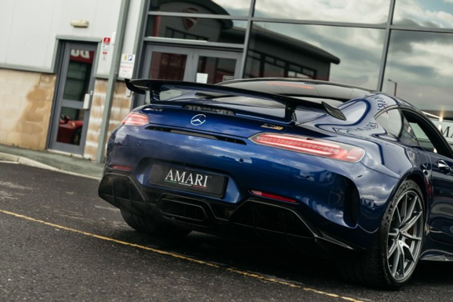 MERCEDES-BENZ AMG GT COUPE 4.0 AMG GT R PREMIUM 2DR AUTOMATIC