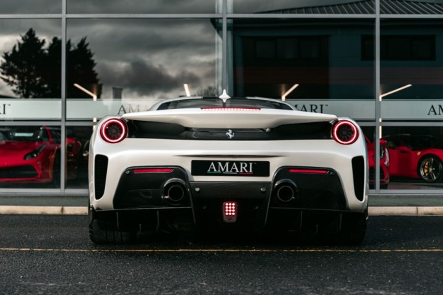 FERRARI 488 PISTA VS COUPE 3.9 VS 2DR SEMI AUTOMATIC