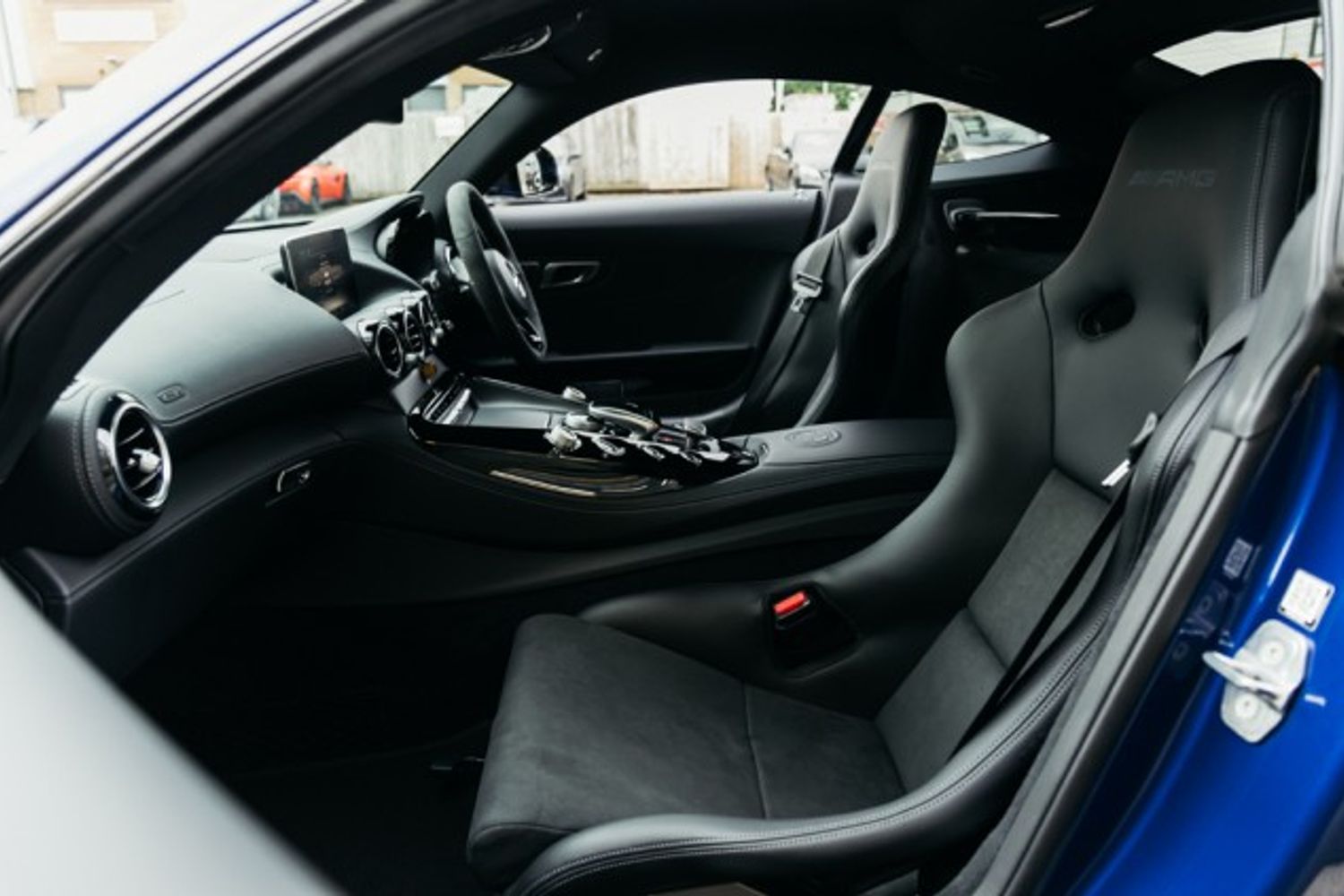 MERCEDES-BENZ AMG GT COUPE 4.0 AMG GT R PREMIUM 2DR AUTOMATIC