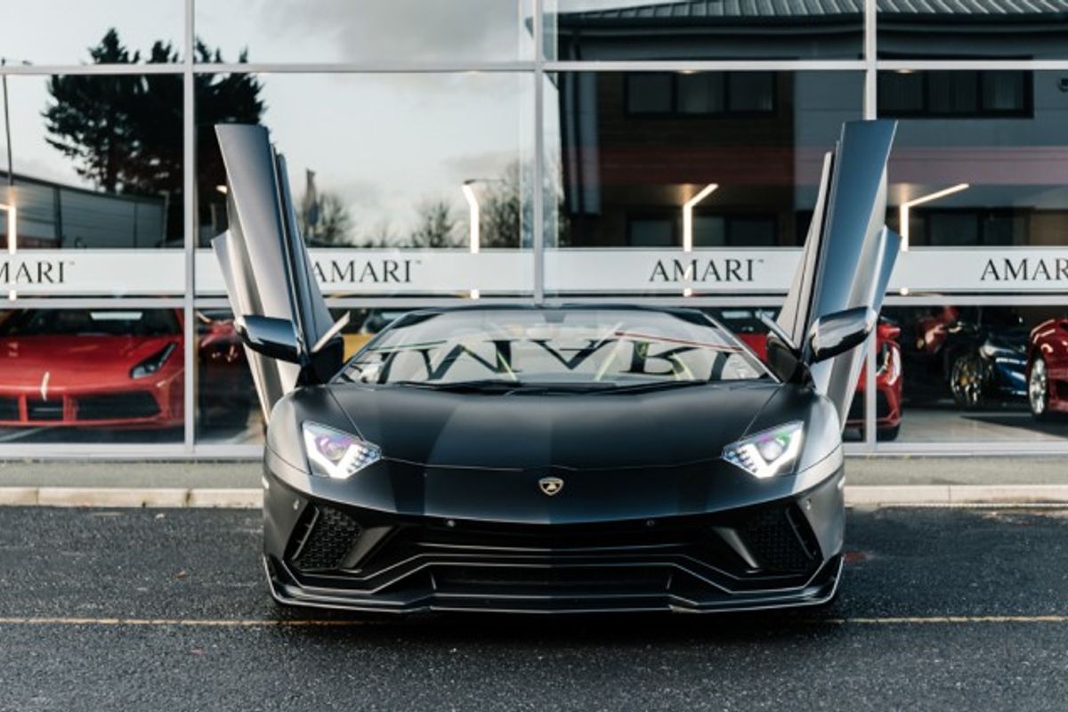 LAMBORGHINI AVENTADOR COUPE 6.5 V12 2DR SEMI AUTOMATIC