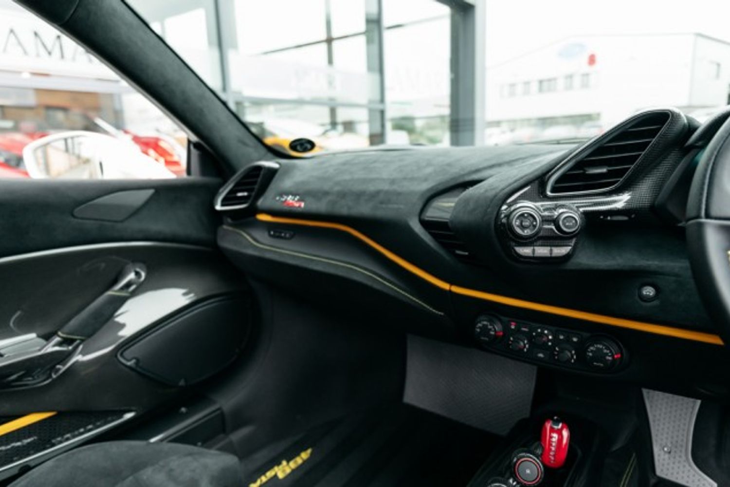 FERRARI 488 PISTA VS COUPE 3.9 VS 2DR SEMI AUTOMATIC