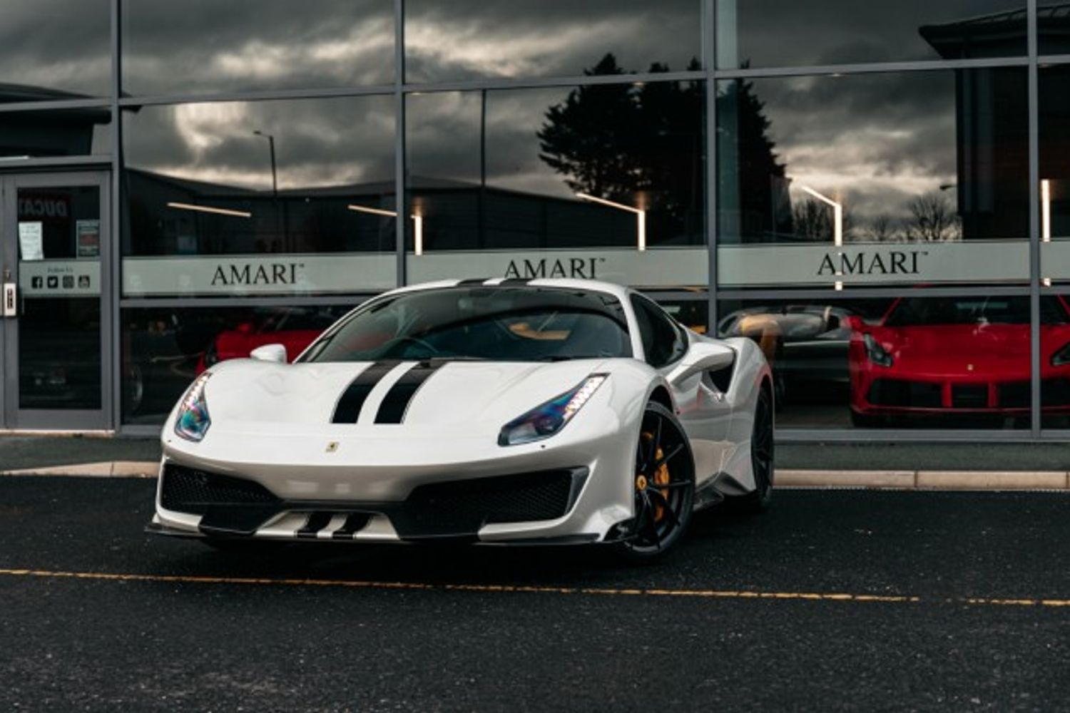 FERRARI 488 PISTA VS COUPE 3.9 VS 2DR SEMI AUTOMATIC