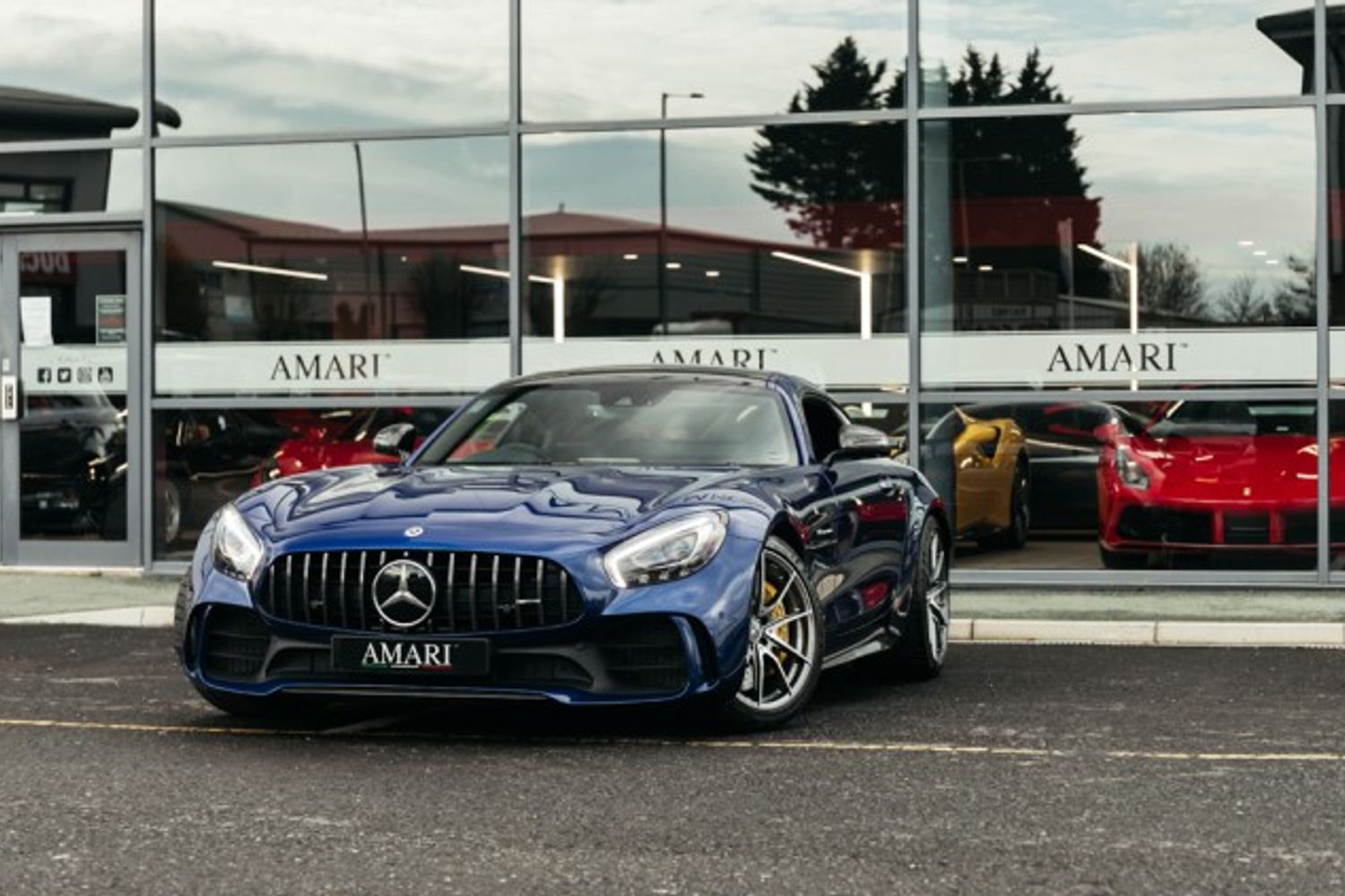 MERCEDES-BENZ AMG GT COUPE 4.0 AMG GT R PREMIUM 2DR AUTOMATIC
