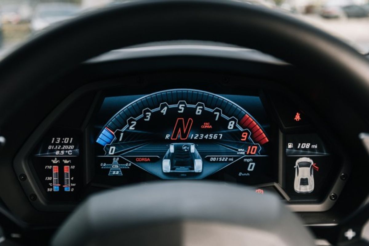 LAMBORGHINI AVENTADOR COUPE 6.5 LP 740-4 S 2DR SEMI AUTOMATIC