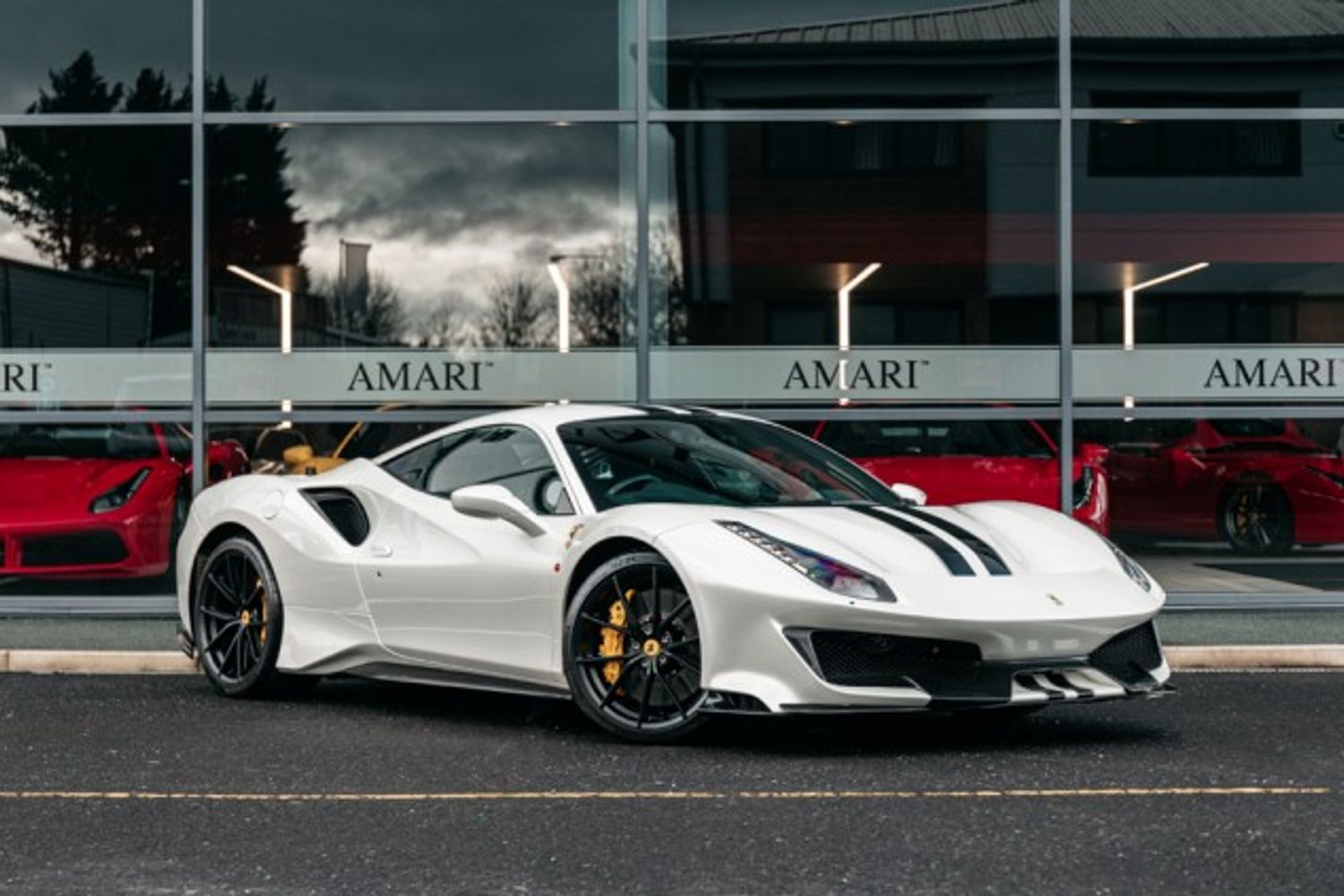 FERRARI 488 PISTA VS COUPE 3.9 VS 2DR SEMI AUTOMATIC