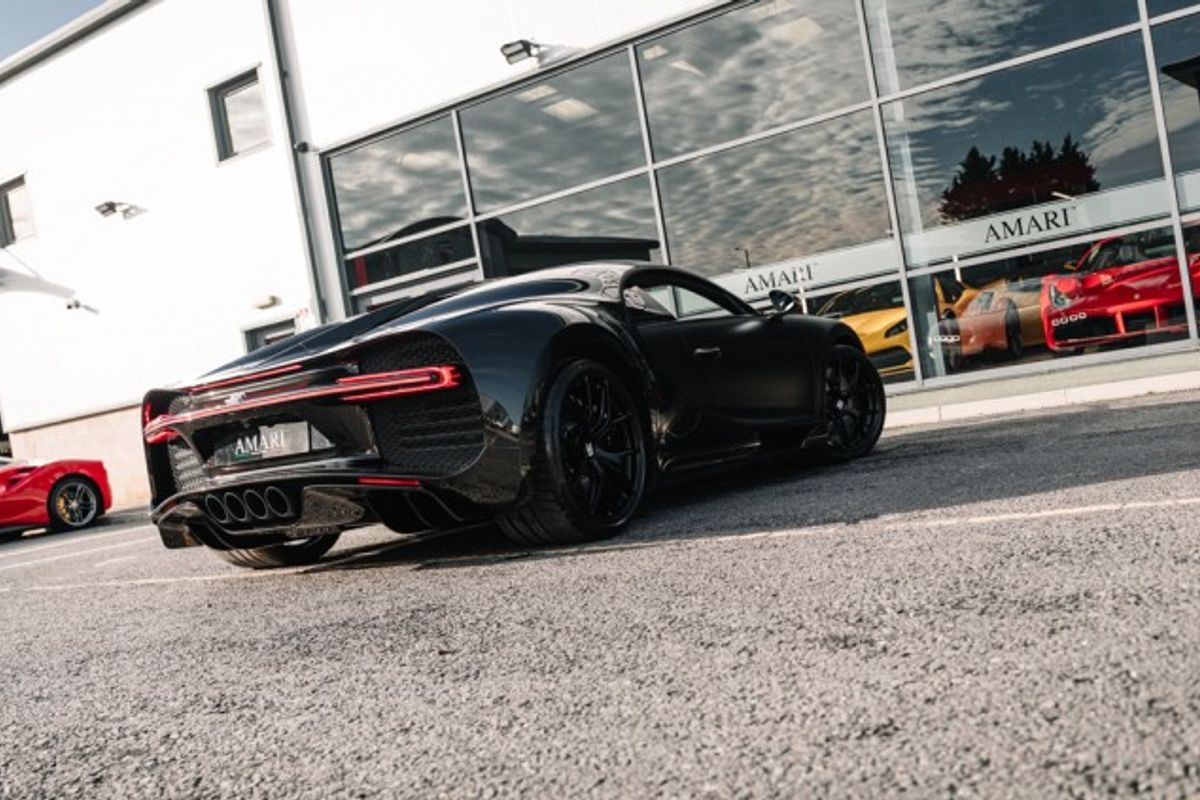 BUGATTI CHIRON SPORT Noire Edition