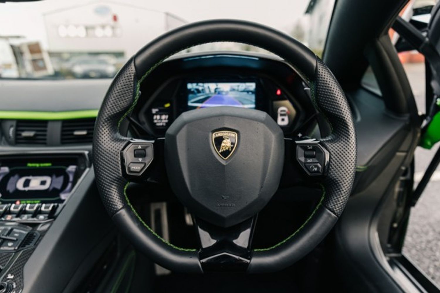 LAMBORGHINI AVENTADOR COUPE 6.5 V12 2DR SEMI AUTOMATIC