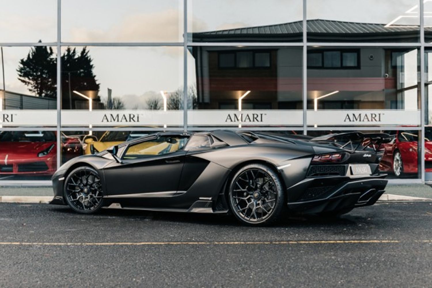 LAMBORGHINI AVENTADOR COUPE 6.5 V12 2DR SEMI AUTOMATIC