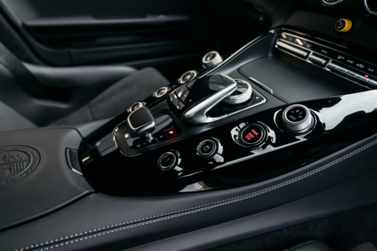 MERCEDES-BENZ AMG GT COUPE 4.0 AMG GT R PREMIUM 2DR AUTOMATIC