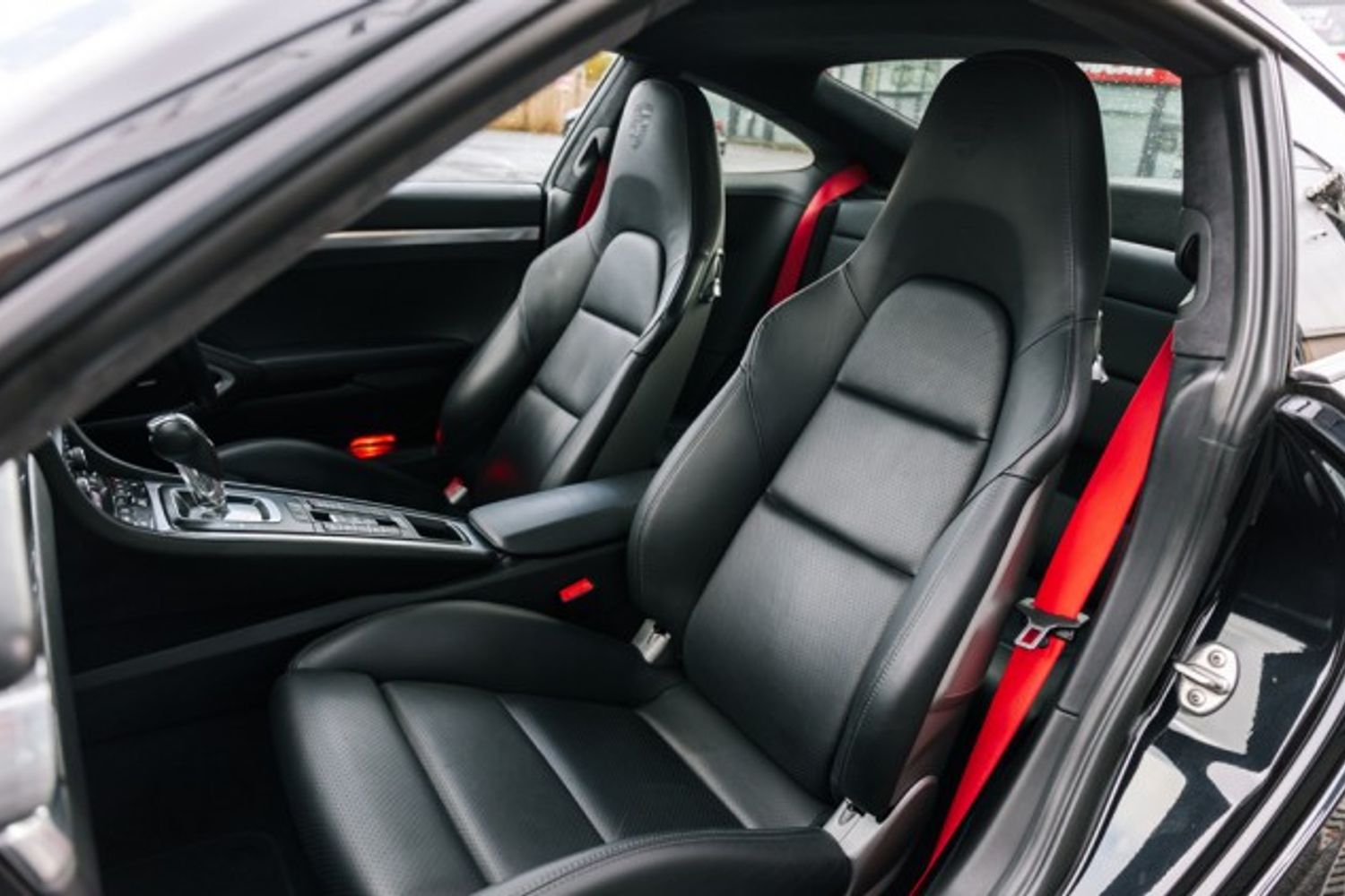 PORSCHE 911 COUPE 3.8 TURBO PDK 2DR SEMI AUTOMATIC