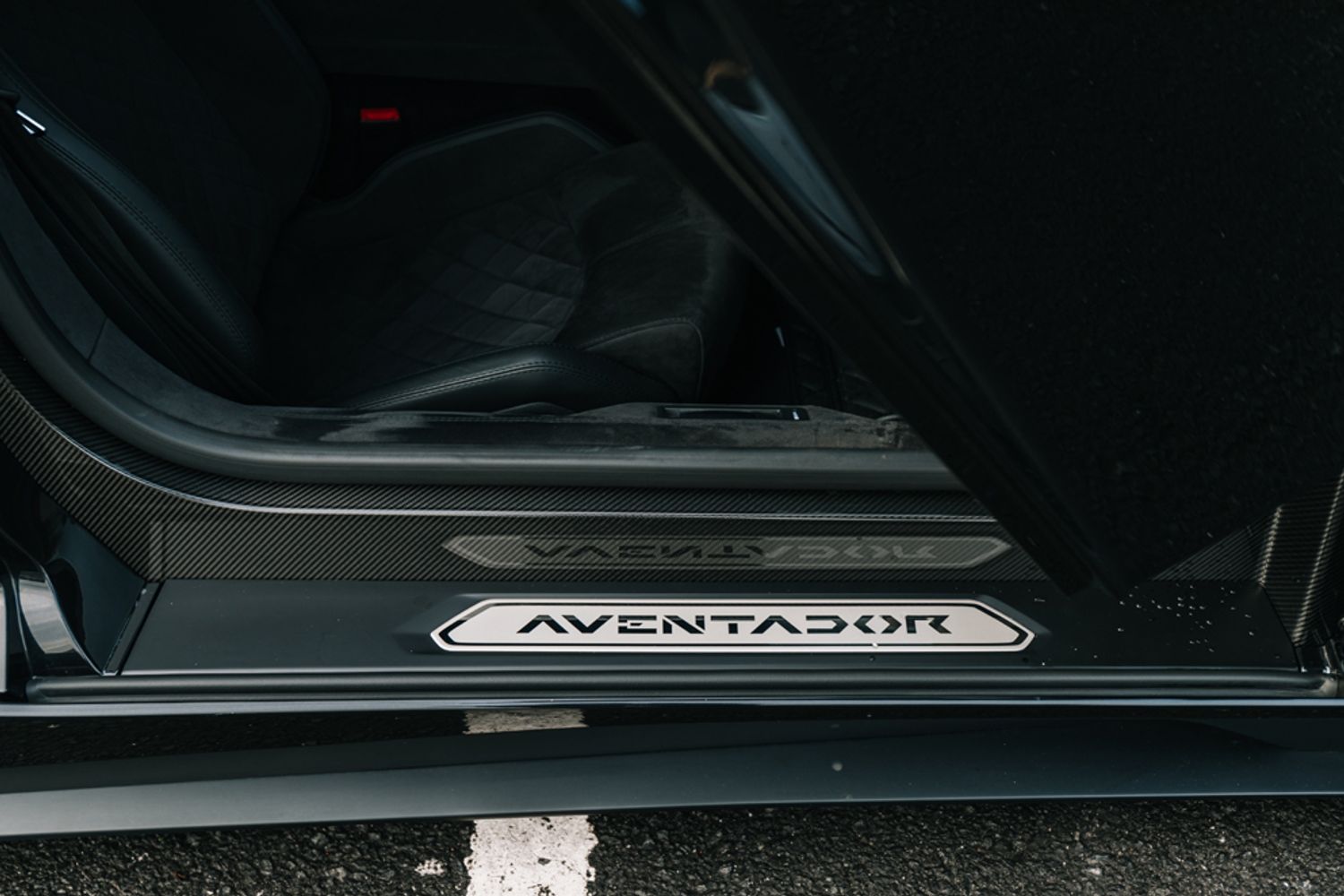 LAMBORGHINI AVENTADOR COUPE 6.5 LP 740-4 S 2DR SEMI AUTOMATIC