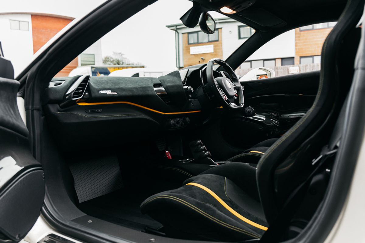 FERRARI 488 PISTA VS COUPE 3.9 VS 2DR SEMI AUTOMATIC